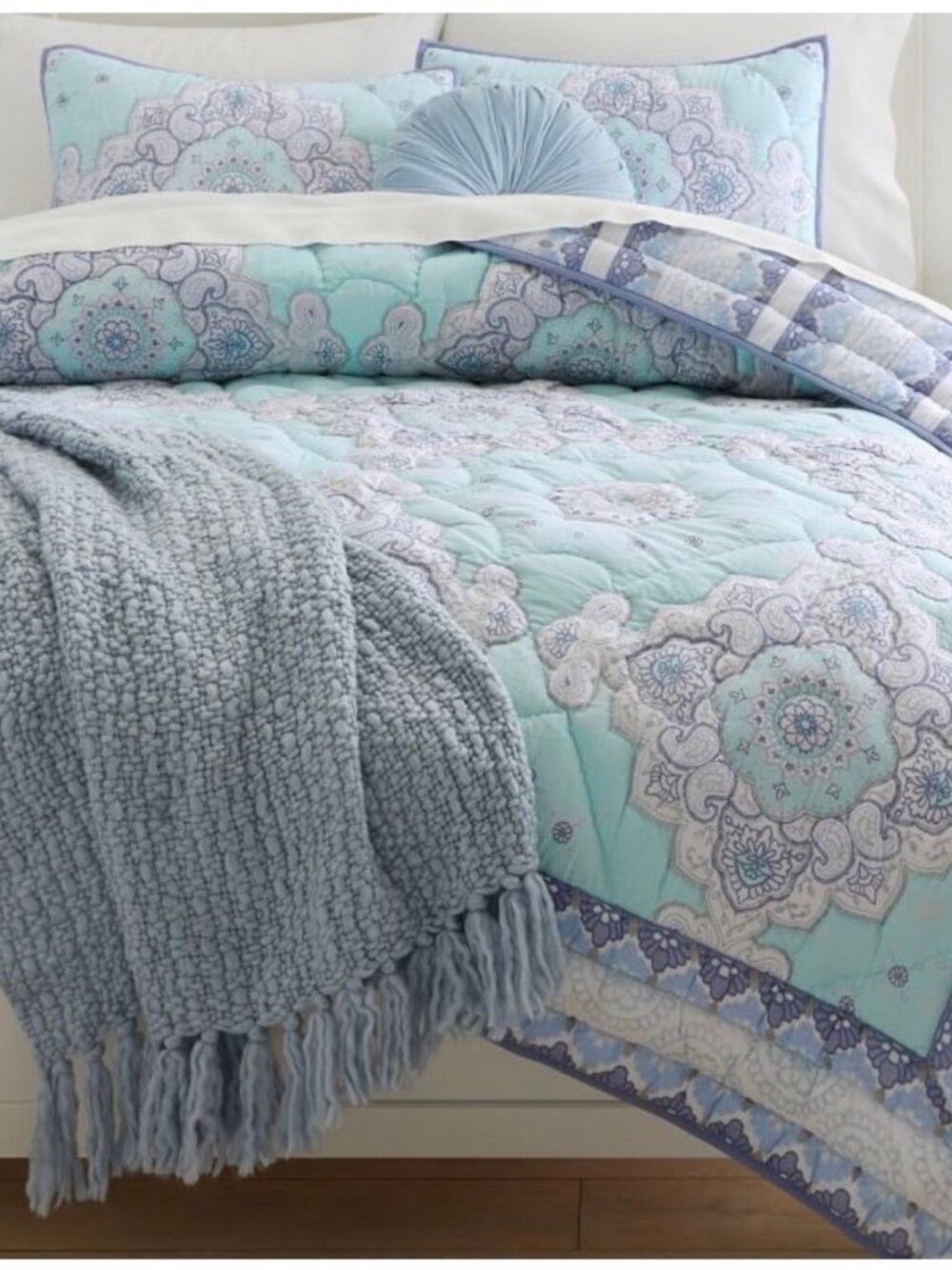 Pottery Barn Teen Bohemian Wonder Quilt and Shams